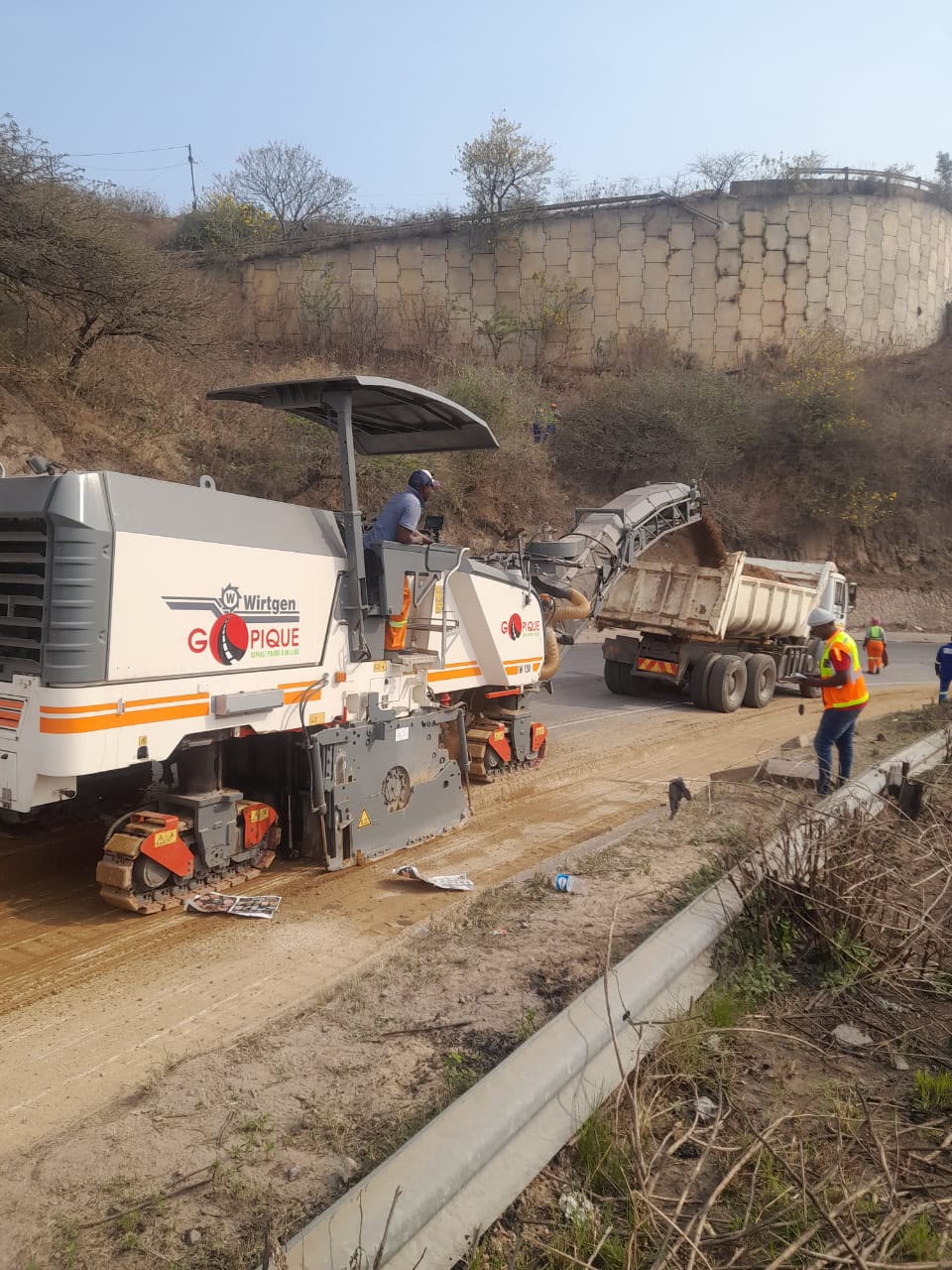 Concrete Barriers & Retaining Structures